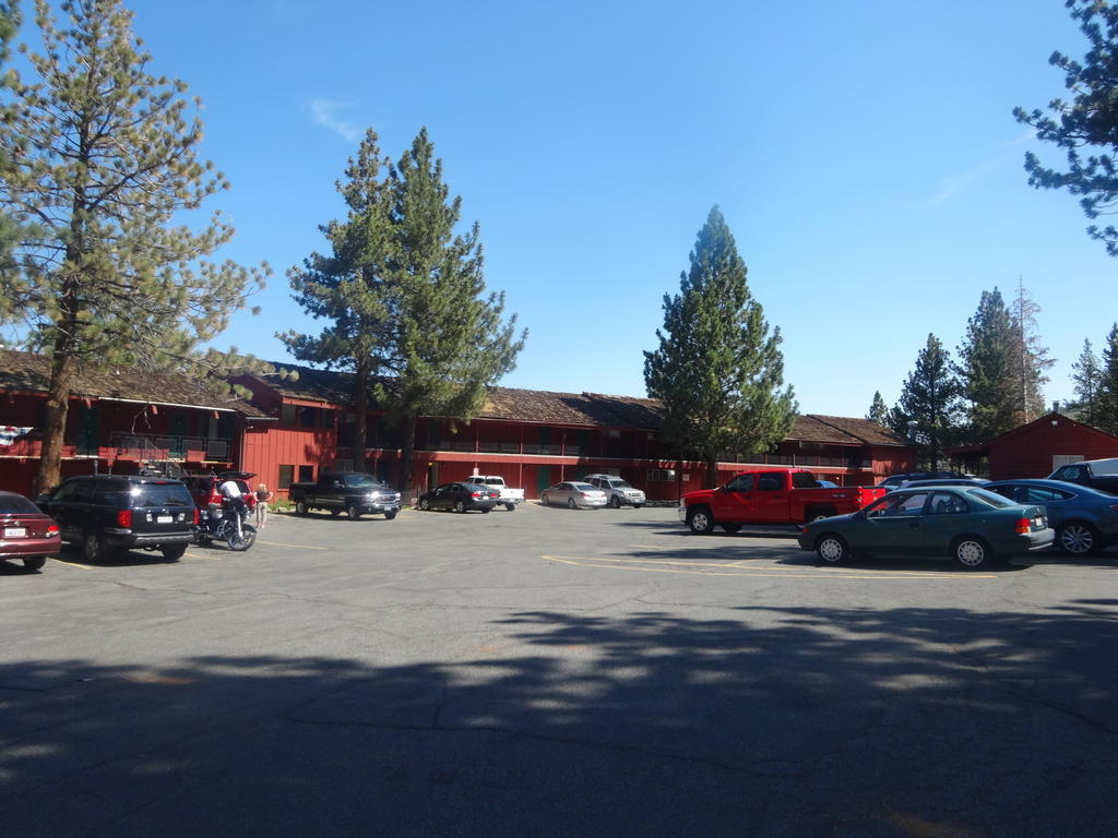 Boulder Lodge June Lake Exterior photo